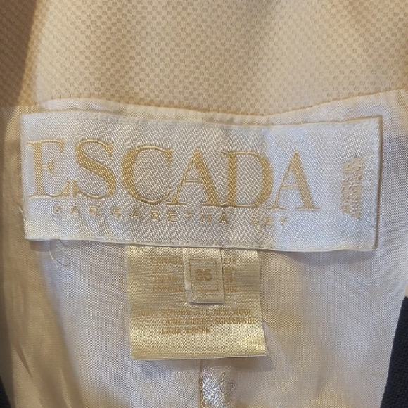 Escada Vintage Cream Blazer with Black Accents - Picture 2 of 6